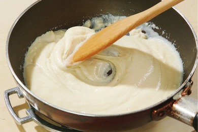 里芋ときのこの豆乳グラタン